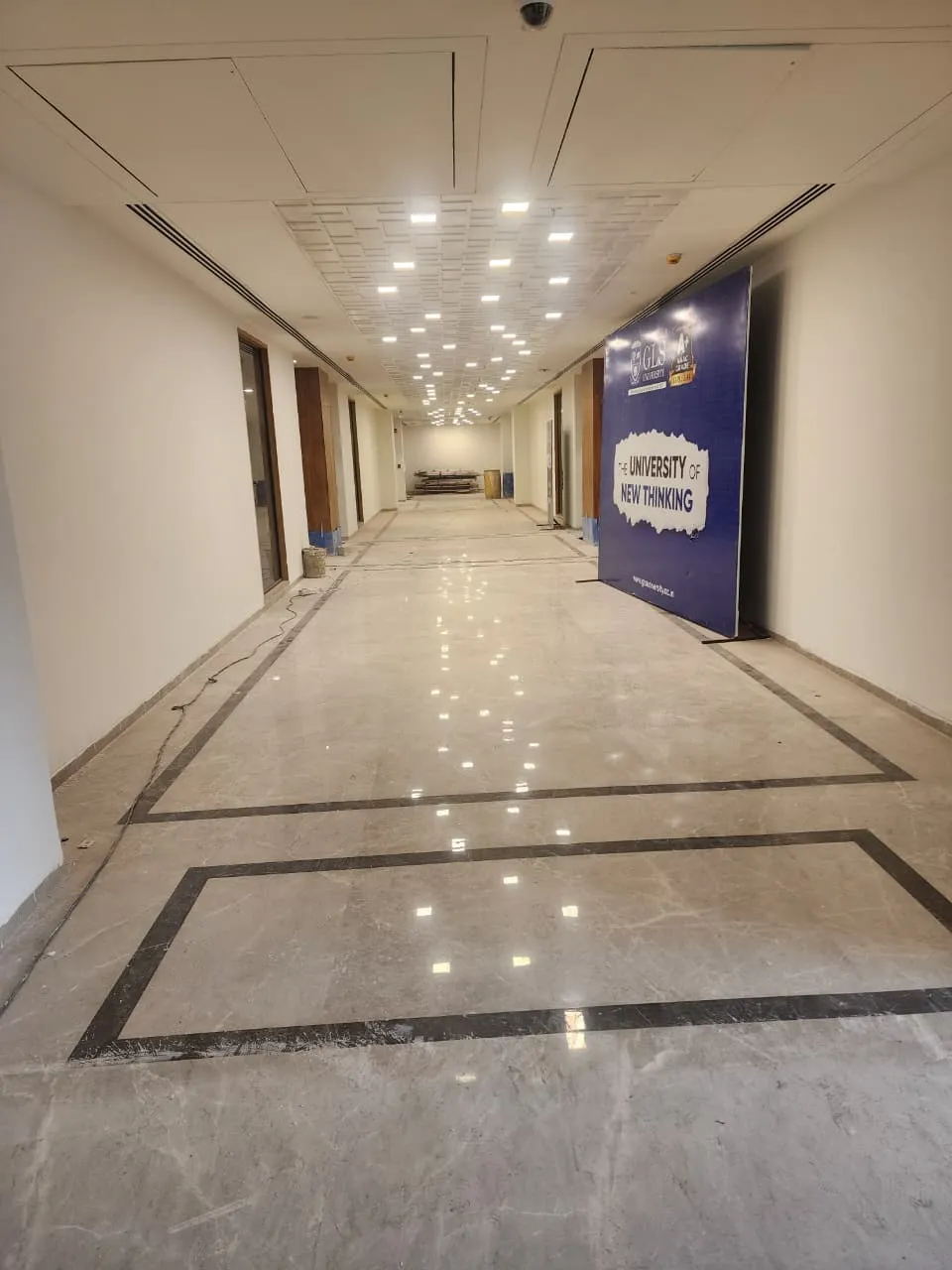 GLS University — frame 9